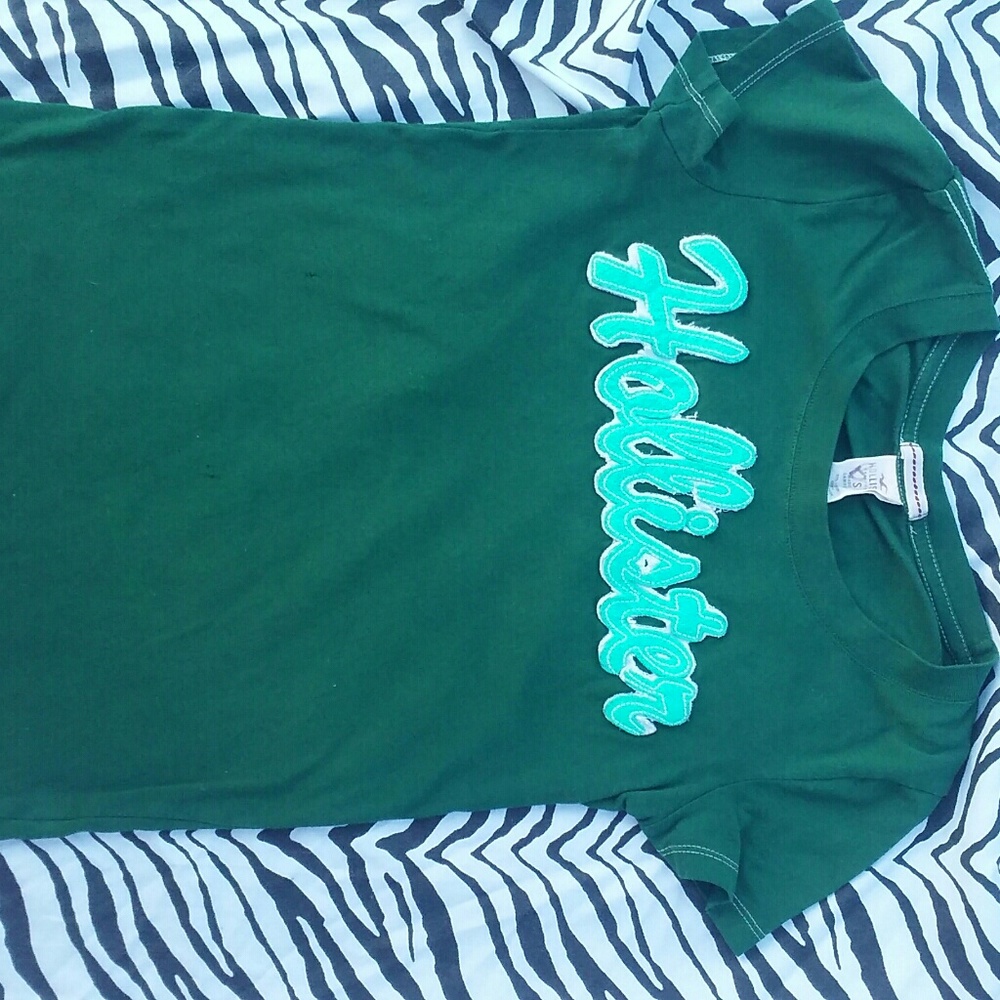 Hollister Tee